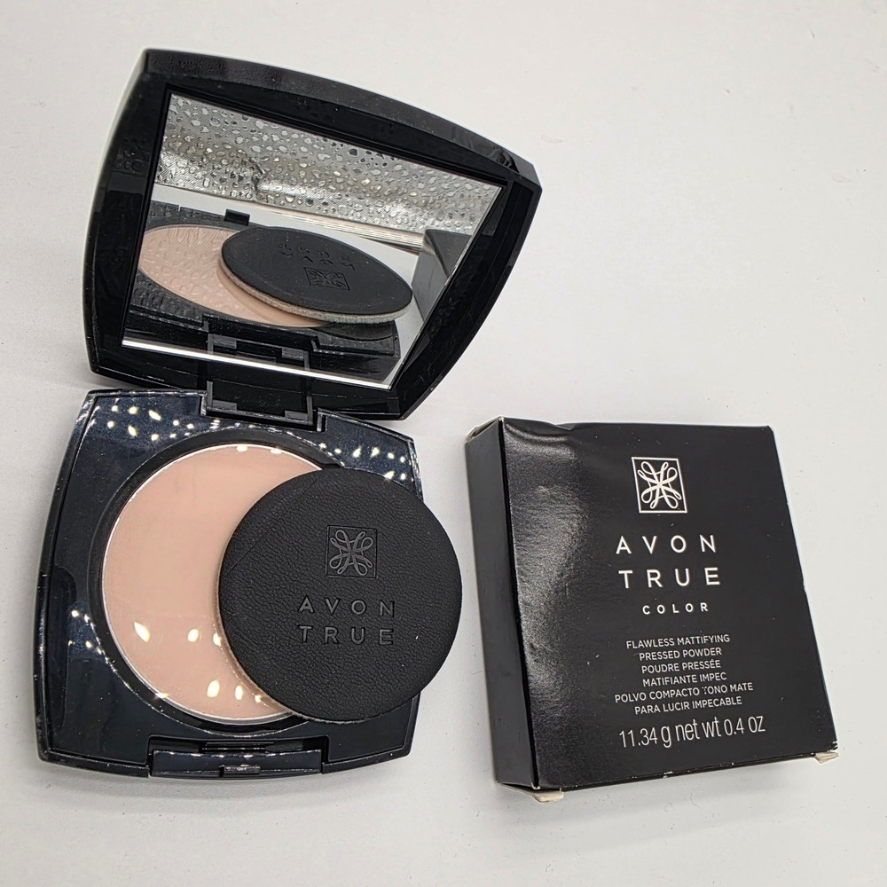 Avon True Color Flawless Mattifying Pressed Powder Pink Fair 0.4 oz F0037 NEW